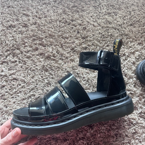 Dr. Martens Black Patent Leather Clarissa II Sandals Size 9 - Picture 3 of 6